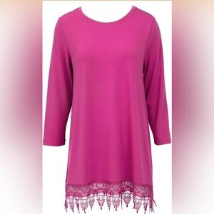 Mountain Mamas Lacey Essential Tunic in Berry Fresh, Size XXXL